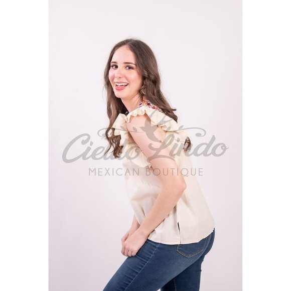 María Handmade Cream Blouse - Picture 4 of 5